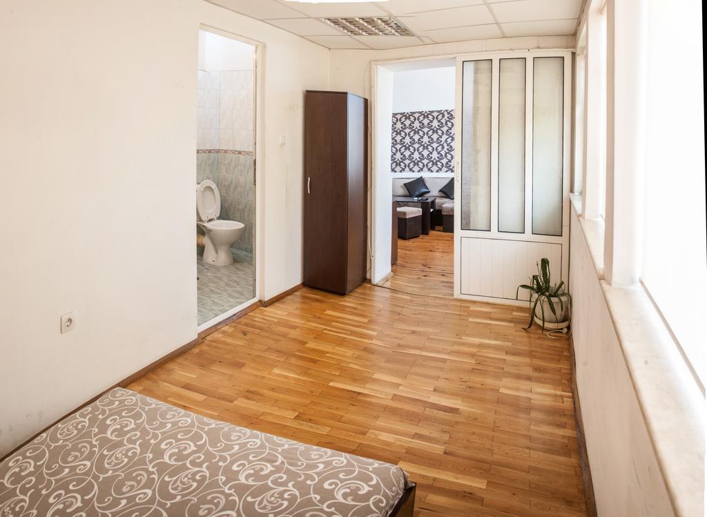 Sofia Central Guest Rooms Szoba fotó