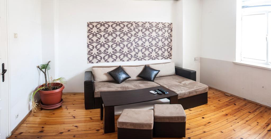 Sofia Central Guest Rooms Szoba fotó